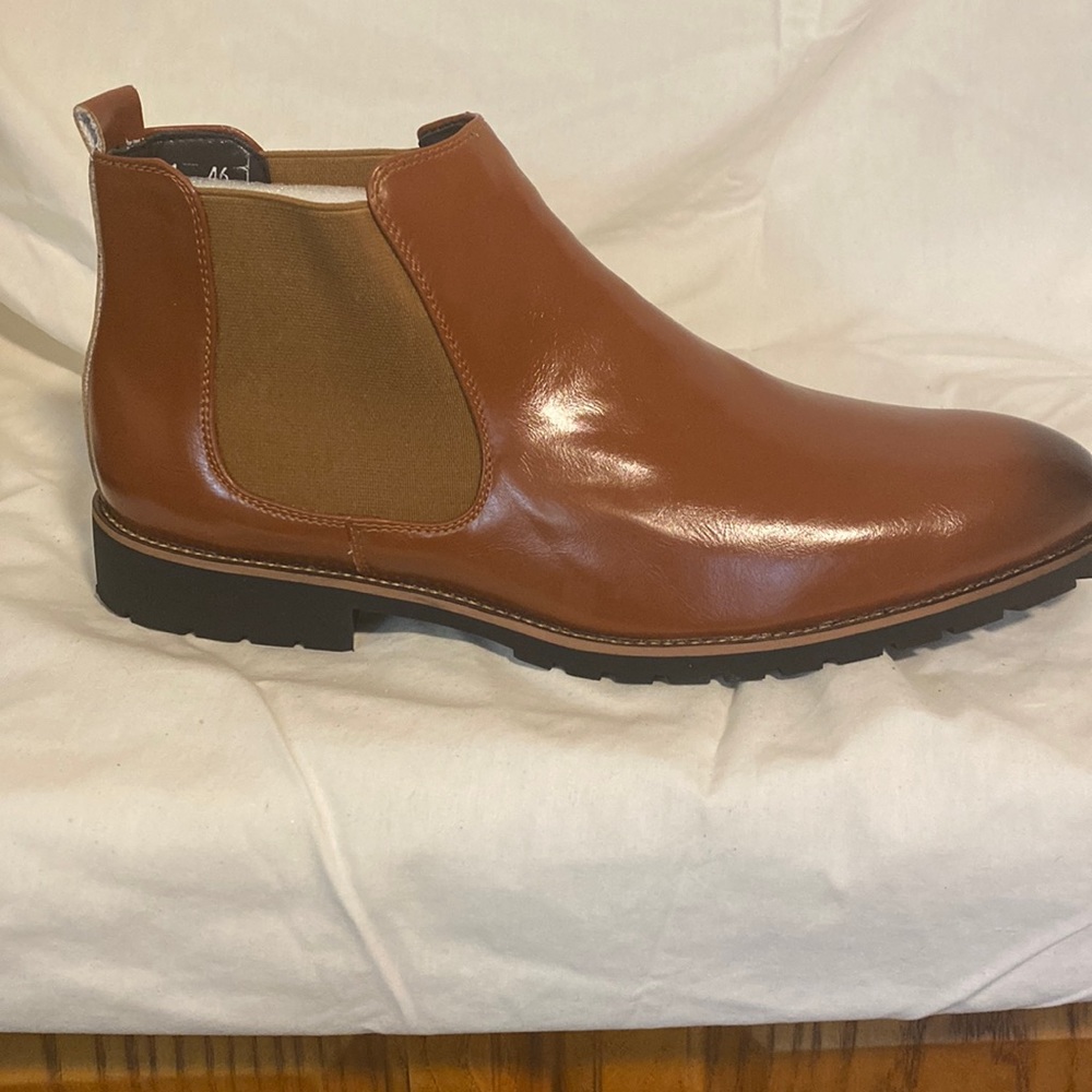 Mens shoes